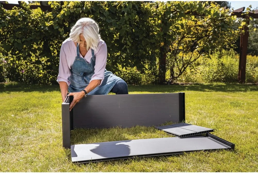 Pat ridicat de plante Maple – Keter