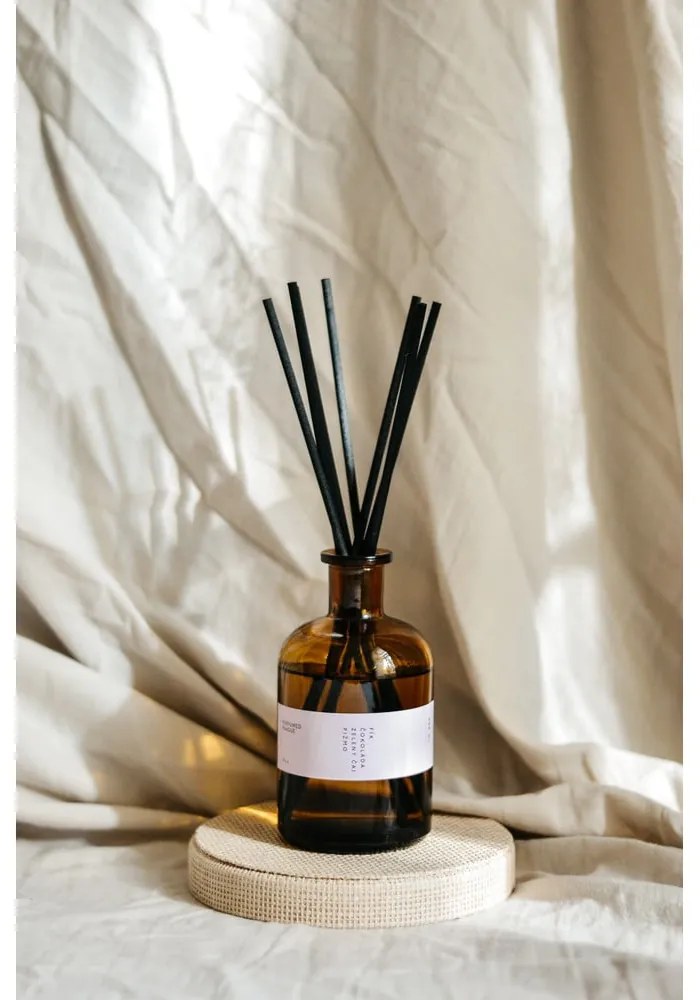 Difuzor de parfum #44 Chocolate, Fig, Musk – Perfumed Prague