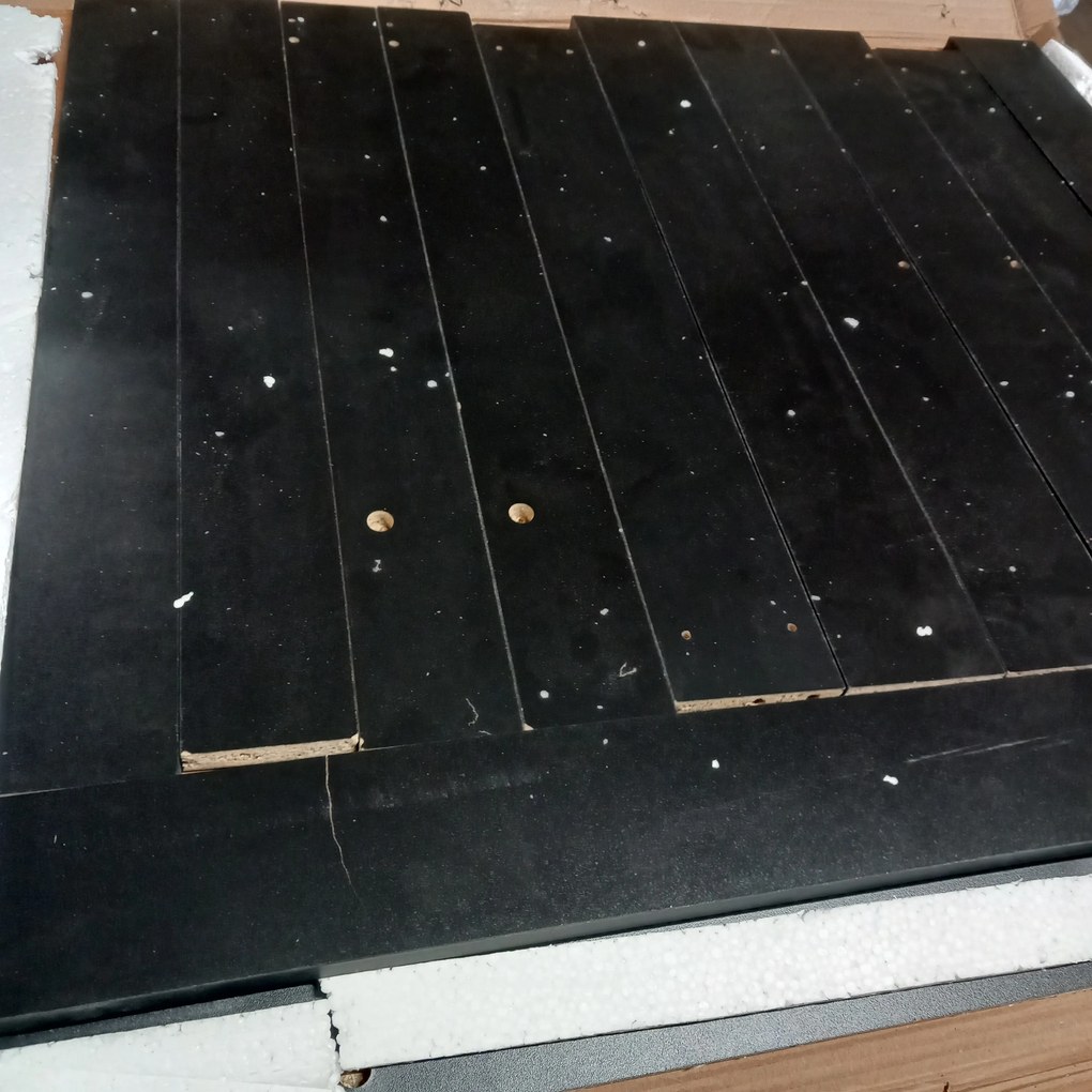 OFERTA Masa de sufragerie neagra cu blat in decor din stejar craft auriu MADO 120x80 II. calitate