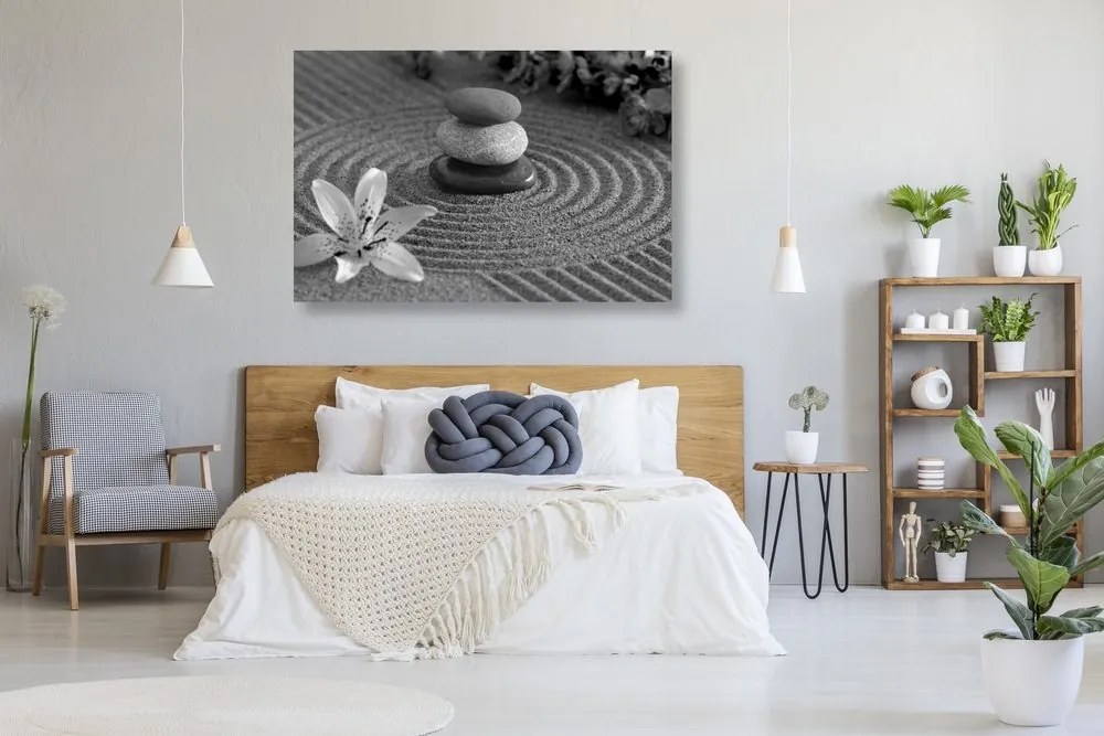 Tablou Zen grădină și pietre în nisip în design alb-negru