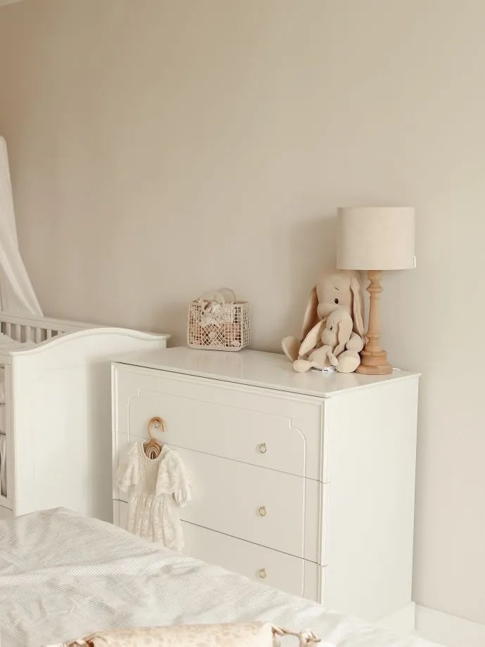 Comoda Royal alba cu 3 sertare