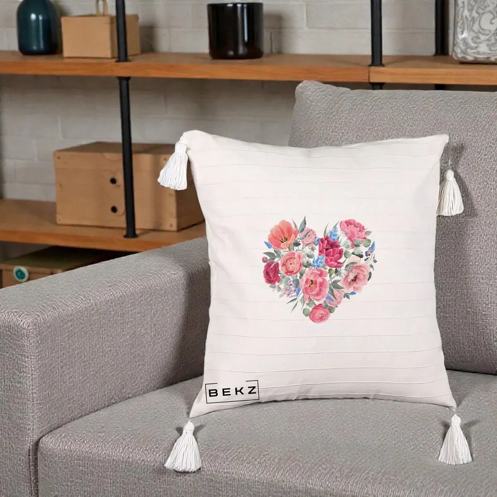 Perna Decorativa Inima din Bujori Acuarela, 40x40 cm, Bej cu Franjuri, Husa Detasabila, Perna Inclusa, BEKZ®