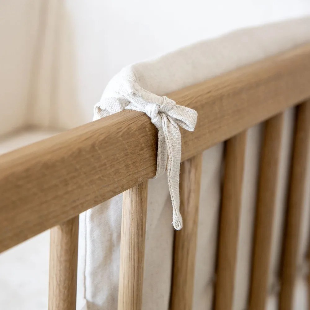 Pătuț în culoare naturală din lemn de stejar cu înălțime reglabilă 60x120 cm Forrest – Vipack