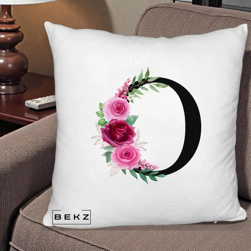 Cadou Personalizat - Perna Personalizata Monograma Florala Litera O, 40x40 cm, Alb Pufos, Husa Detasabila, Perna Inclusa, BEKZ®