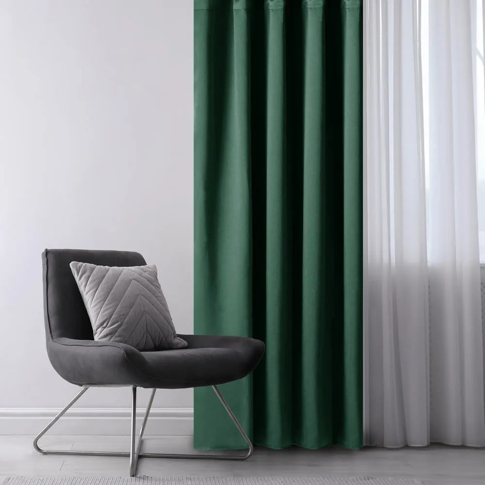 Draperie verde-închis termoizolantă/dimout (semi-opacă) 140x270 cm Kierra – Restilo