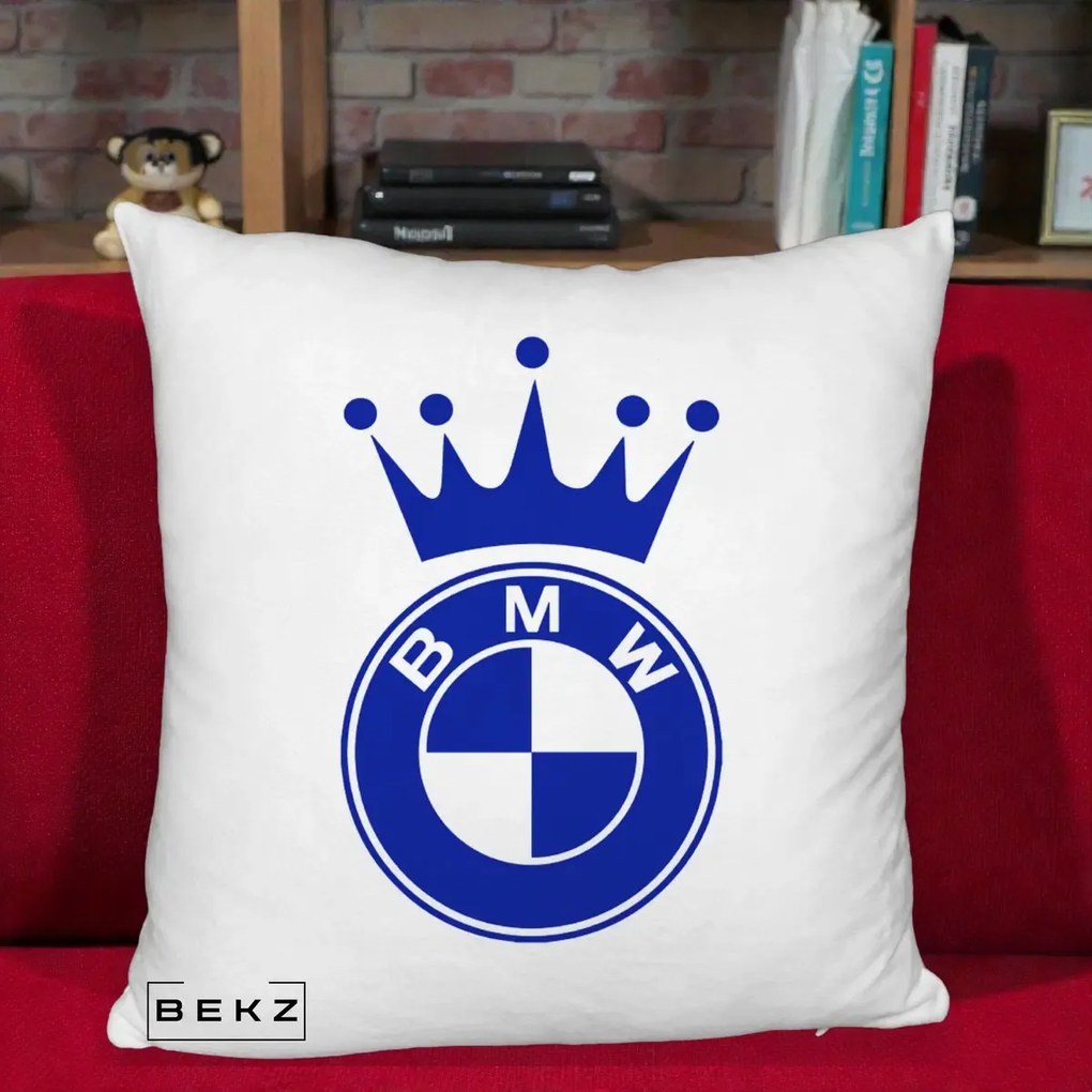 Perna Personalizata cu emblema BMW si Coroana, 40x40 cm, Alb Pufos, Husa Detasabila, Perna Inclusa, BEKZ®
