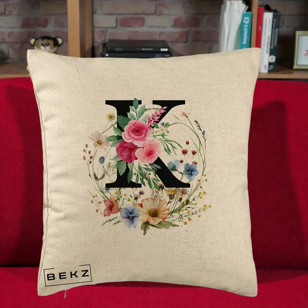 Cadou Personalizat - Perna Personalizata Monogram Litera K cu Flori Acuarela, 40x40 cm, Bej, Husa Detasabila, Perna Inclusa, BEKZ®