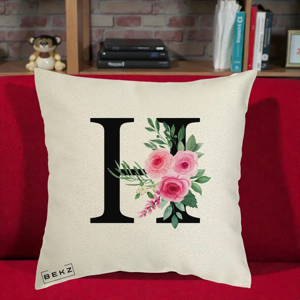 Cadou Personalizat - Perna Personalizata Monograma Florala Litera H cu Trandafiri Roz, 40x40 cm, Ecru, Husa Detasabila, Perna Inclusa, BEKZ®