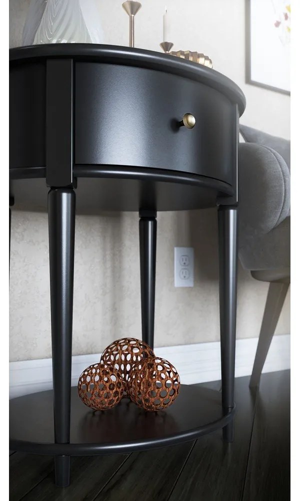 Noptieră neagră Aurora – Støraa