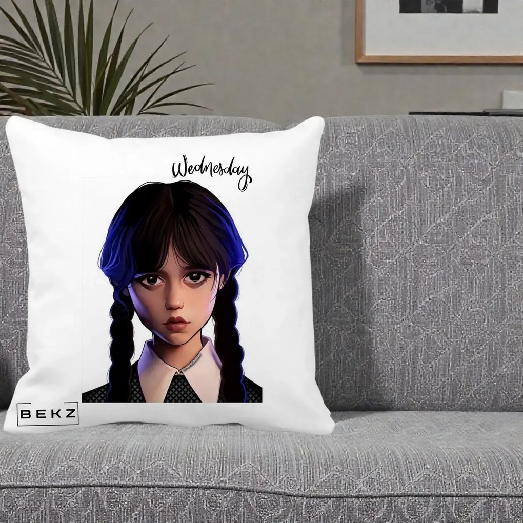 Perna Personalizata Wednesday Addams Portret Realist, 40x40 cm, Alba Mata, Husa Detasabila, Perna Inclusa, BEKZ®