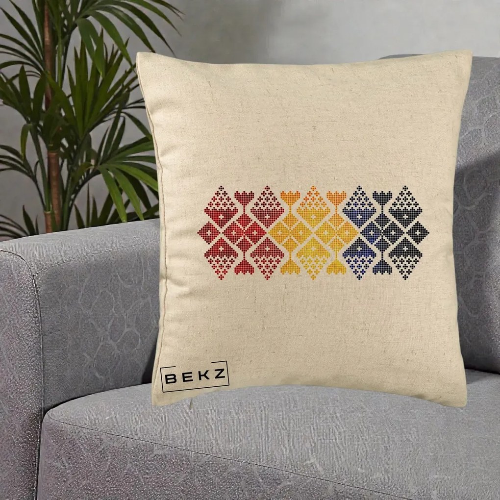 Perna Personalizata Motiv Tricolor Romanesc Broderie, 40x40 cm, Bej, Husa Detasabila, Perna Inclusa, BEKZ®