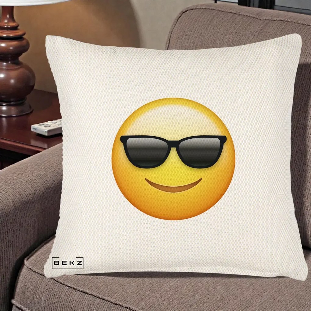 Perna Decorativa Emoji Cool Ochelari, 40x40 cm, Crem Reliefat, Husa Detasabila, Perna Inclusa, BEKZ®