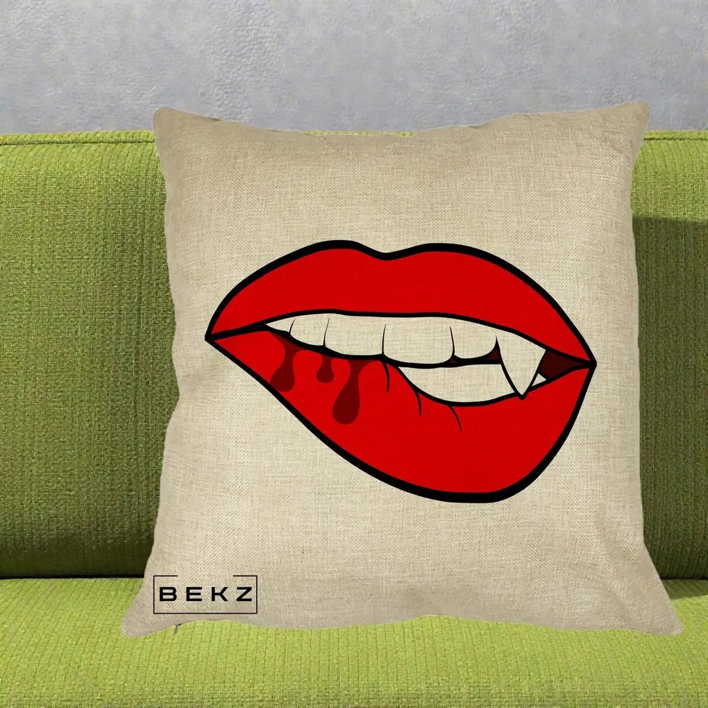 Perna Decorativa Vampire Lips Halloween, 40x40 cm, Crem, Husa Detasabila, Perna Inclusa, BEKZ®
