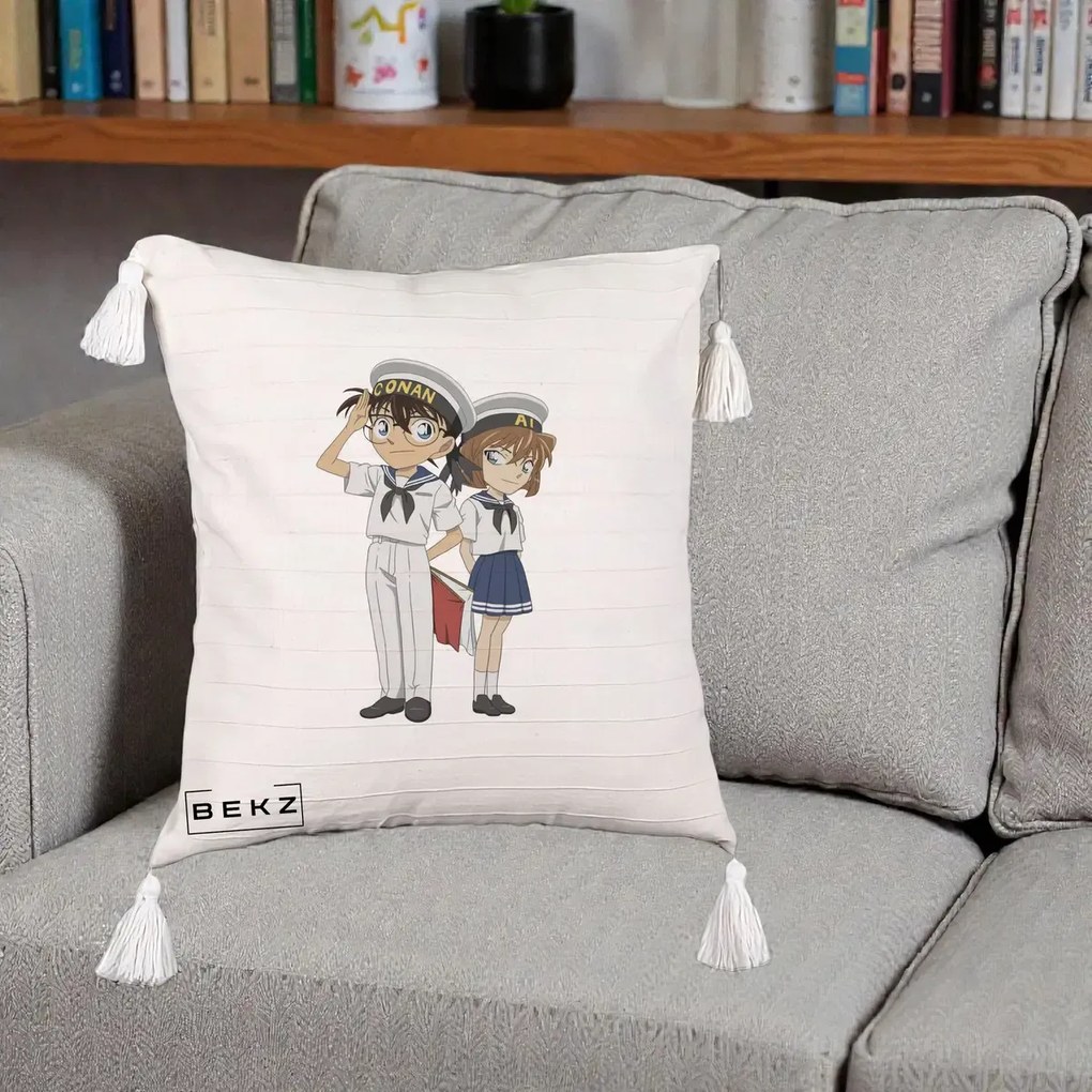 Perna Personalizata Detective Conan Conan si Ai Sailor, 40x40 cm, Bej cu Franjuri, Husa Detasabila, Perna Inclusa, BEKZ®