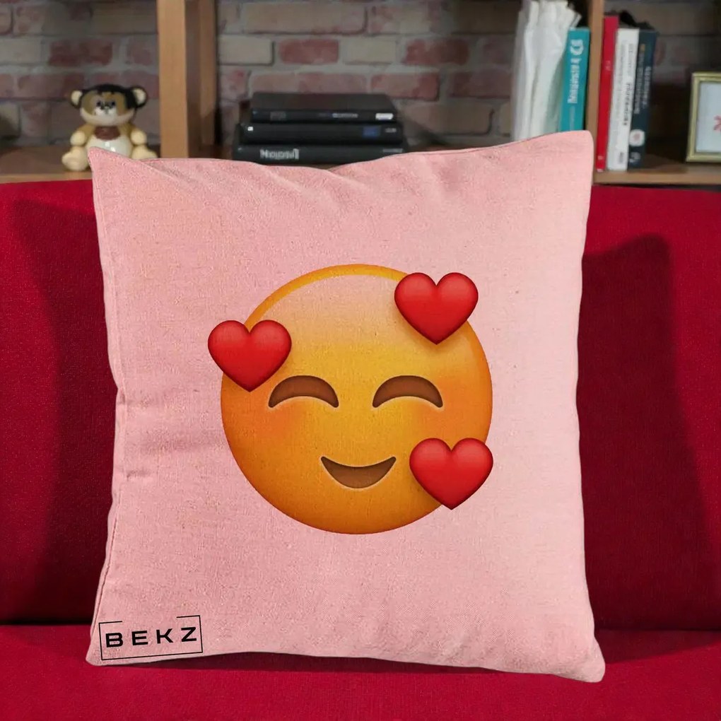 Perna Decorativa Emoji cu 3 Inimi, 40x40 cm, Roz, Husa Detasabila, Perna Inclusa, BEKZ®