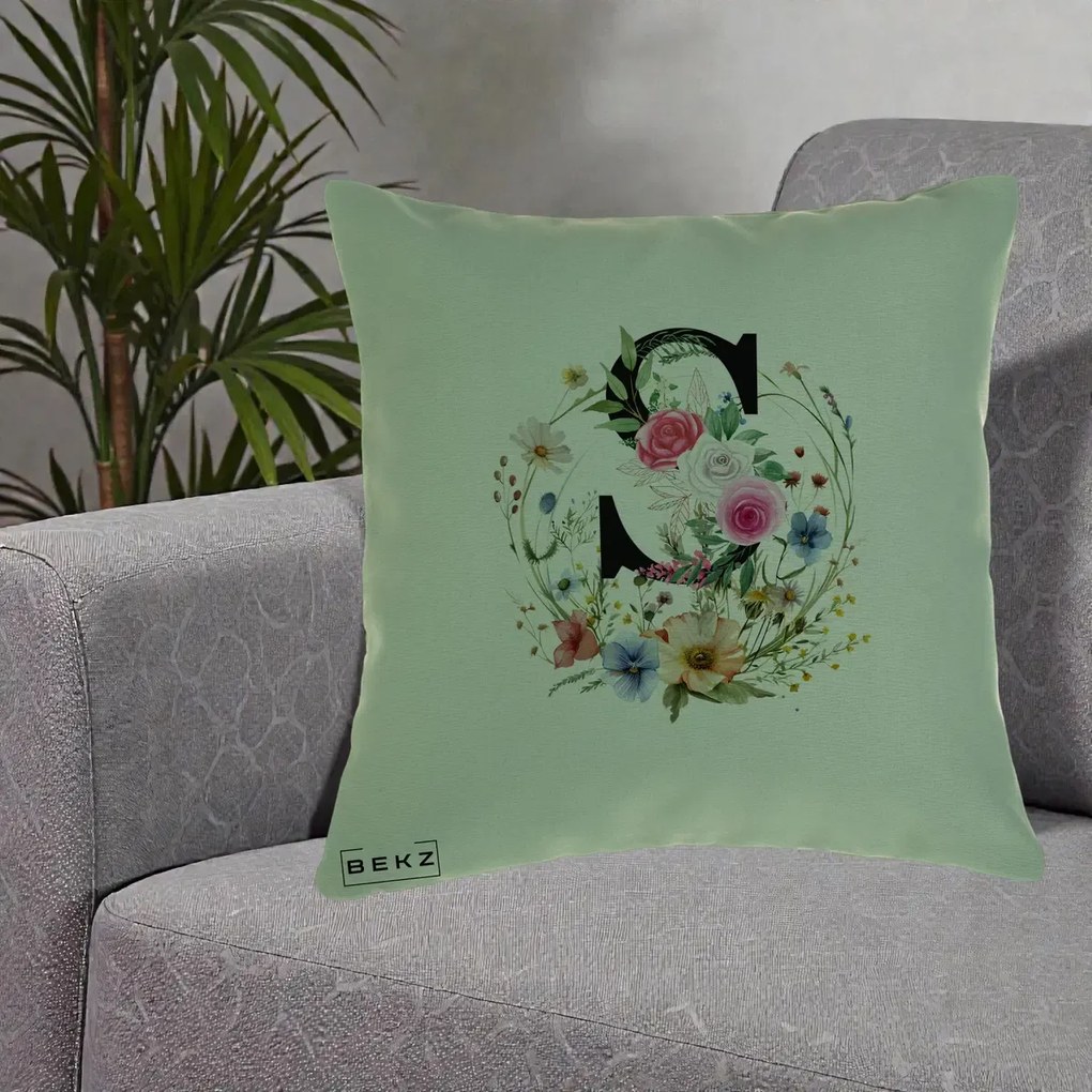 Cadou Personalizat - Perna Personalizata Monogram Litera S cu Flori Acuarela, 40x40 cm, Verde, Husa Detasabila, Perna Inclusa, BEKZ®