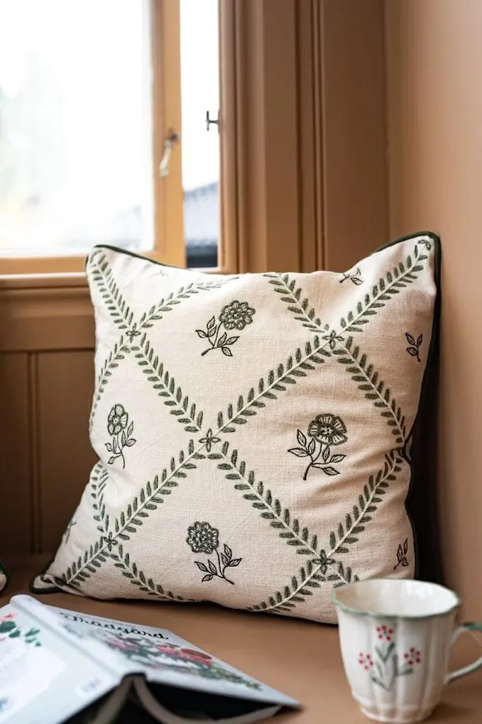 Față de pernă brodată din bumbac organic 45x45 cm verde, „Lovisa"