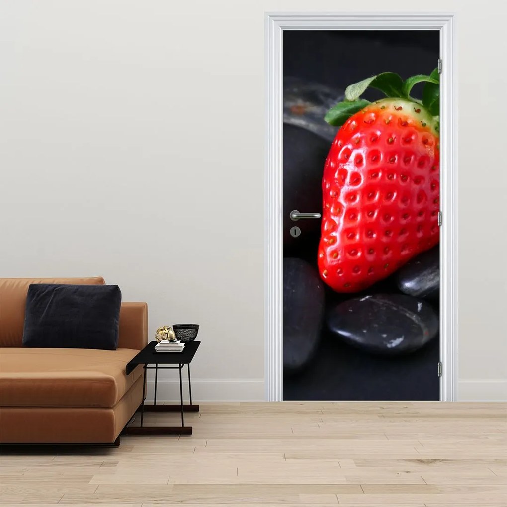 Fototapet pentru ușă - Căpșună (95x205cm)