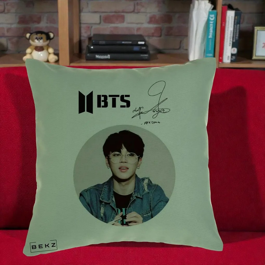 Perna Personalizata K-pop BTS Jimin Portret Cerc Autograf Geaca, 40x40 cm, Verde, Husa Detasabila, Perna Inclusa, BEKZ®