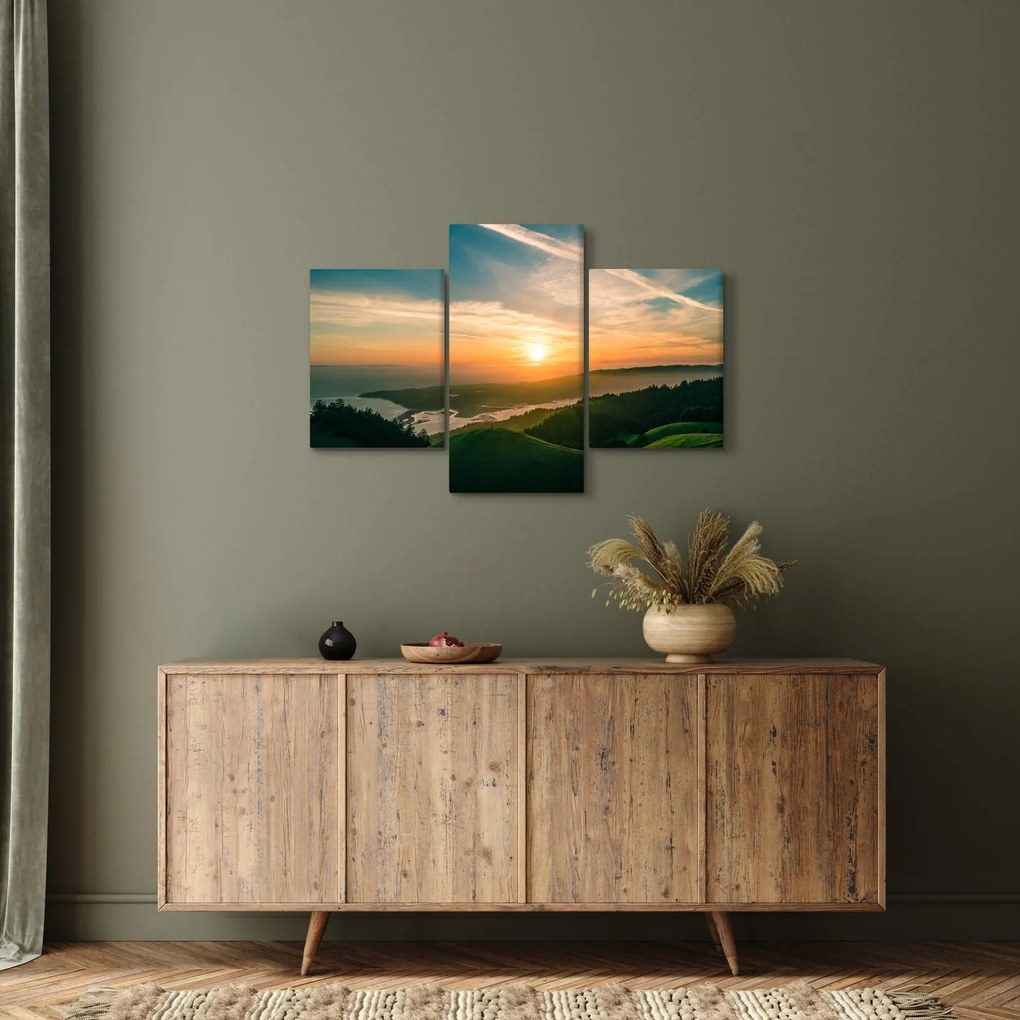 Tablou cu soarele răsărind deasupra mării (90x60 cm)