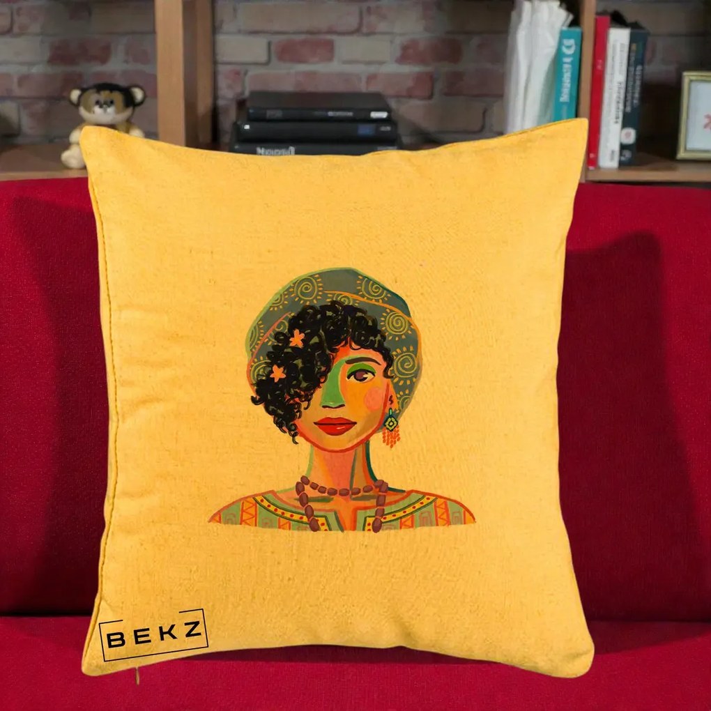 Perna Decorativa Portret Femeie Etnic Colorat, 40x40 cm, Galben, Husa Detasabila, Perna Inclusa, BEKZ®