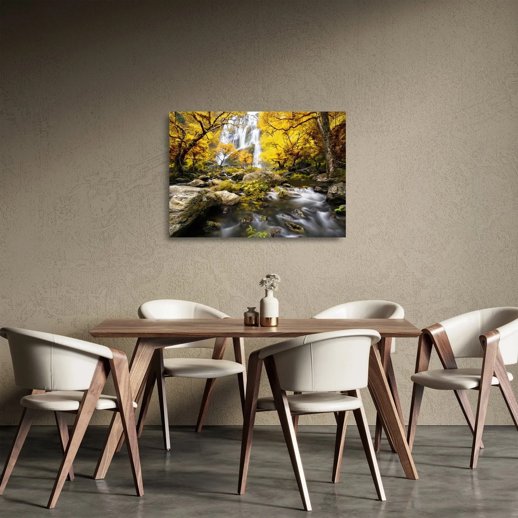 Tablou pe sticlă - Cascade în peisaj de toamnă, galben (70x50 cm)
