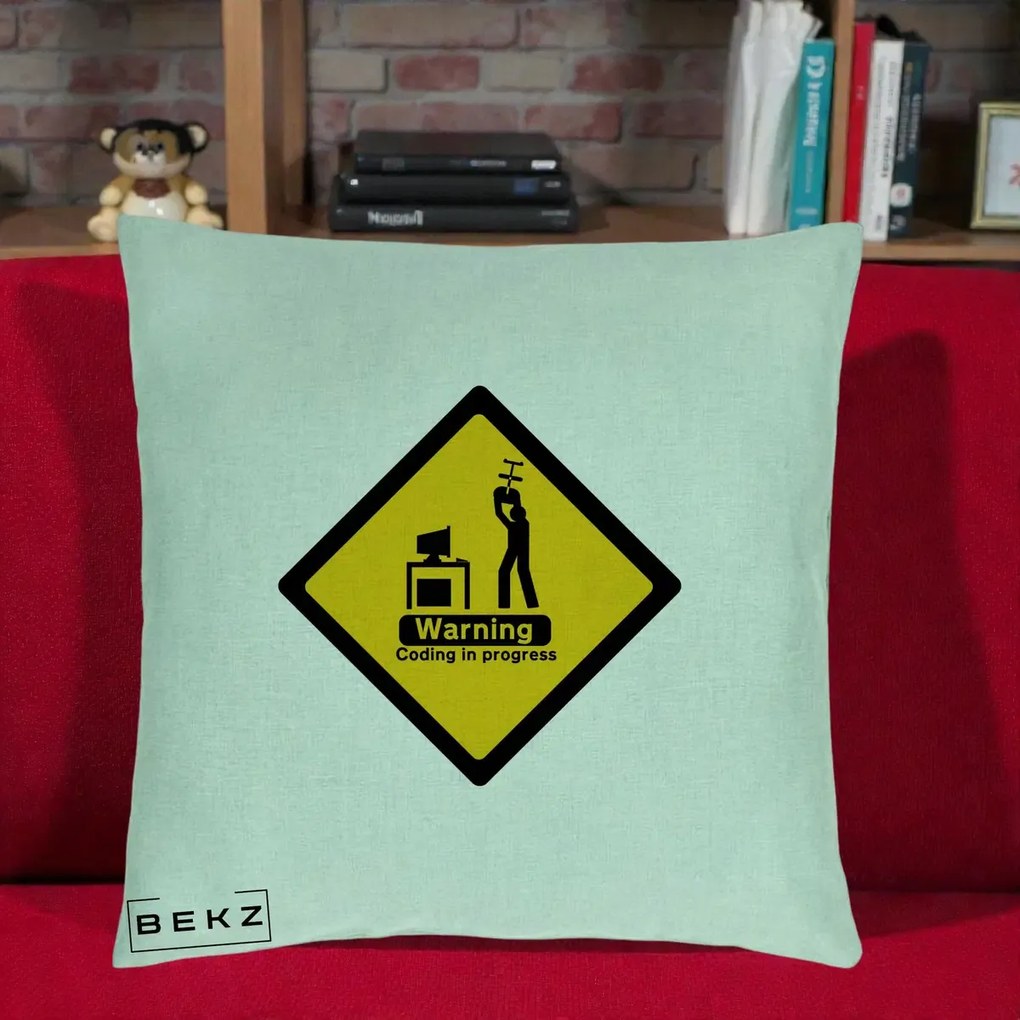 Perna Personalizata Warning Coding in Progress, 40x40 cm, Verde Menta, Husa Detasabila, Perna Inclusa, BEKZ®