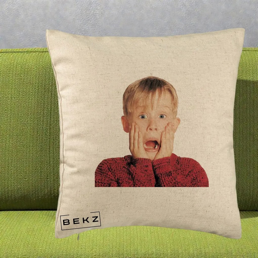 Perna Decorativa Kevin Singur Acasa, 40x40 cm, Bej, Husa Detasabila, Perna Inclusa, BEKZ®