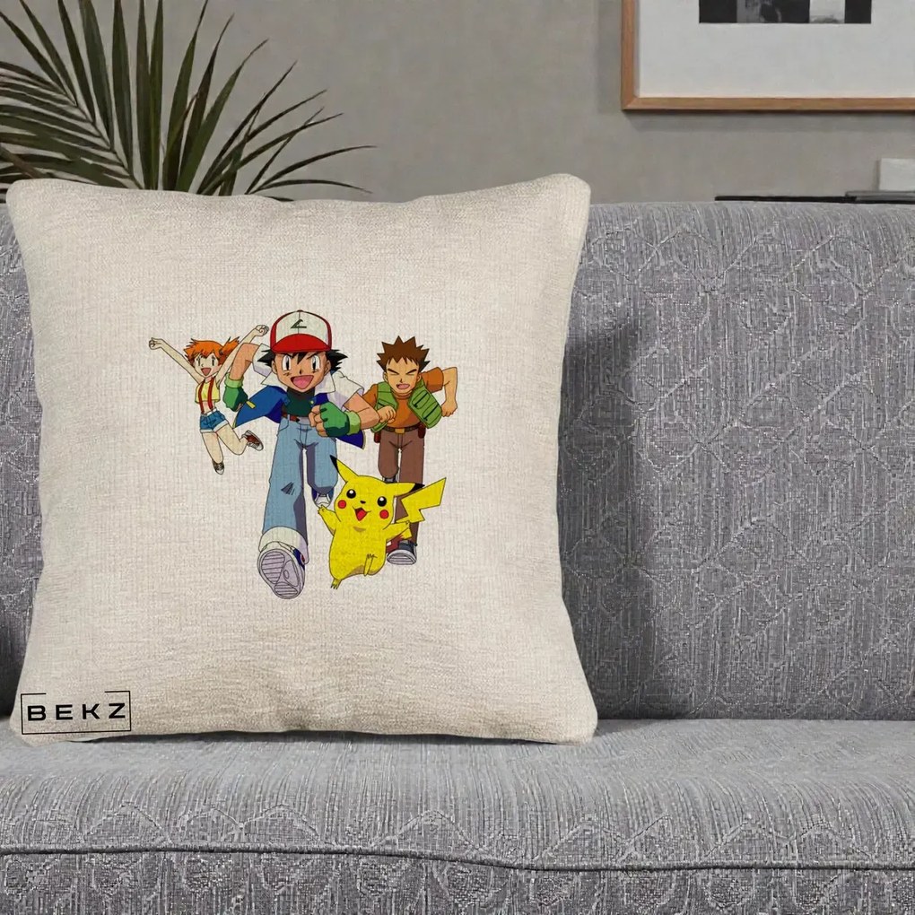 Perna Personalizata Pokemon Ash Misty Brock si Pikachu, 40x40 cm, Bej Canapea, Husa Detasabila, Perna Inclusa, BEKZ®