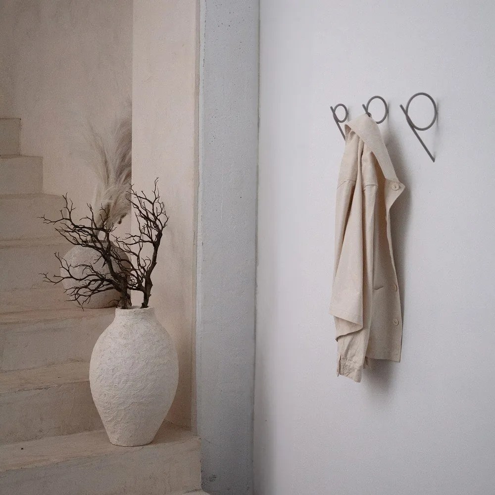 Cârlig taupe de montat pe perete din oțel Tuba M – Spinder Design
