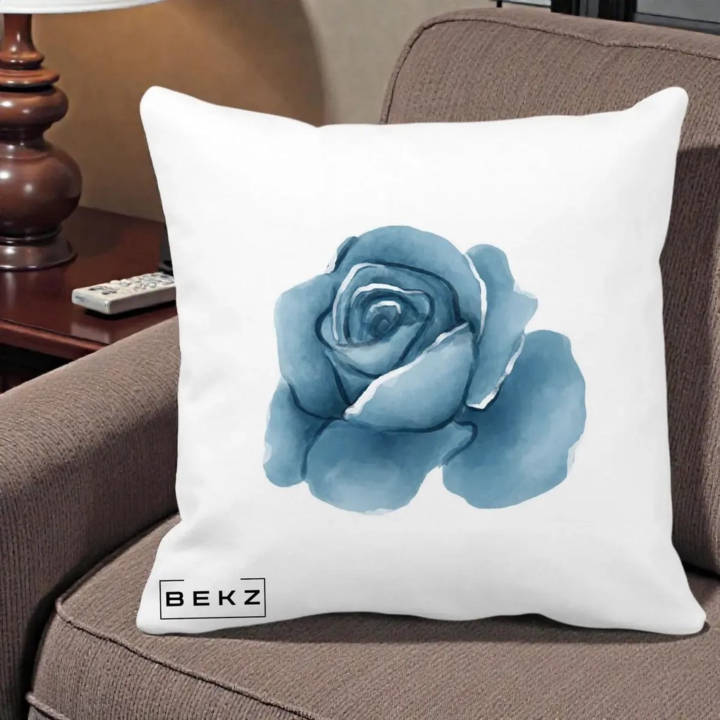 Perna Decorativa Trandafir Albastru Acuarela, 40x40 cm, Alba Mata, Husa Detasabila, Perna Inclusa, BEKZ®