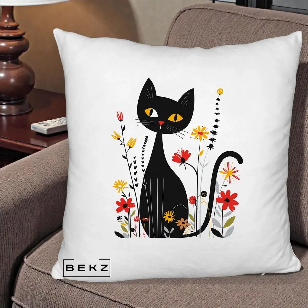 Perna Decorativa Pisica Neagra Ochi Galbeni Flori, 40x40 cm, Alb Pufos, Husa Detasabila, Perna Inclusa, BEKZ®