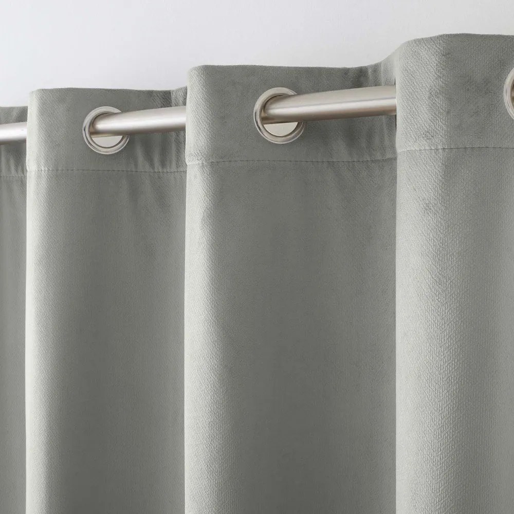 Draperie gri termoizolantă din catifea 140x260 cm Polarchic – douceur d'intérieur