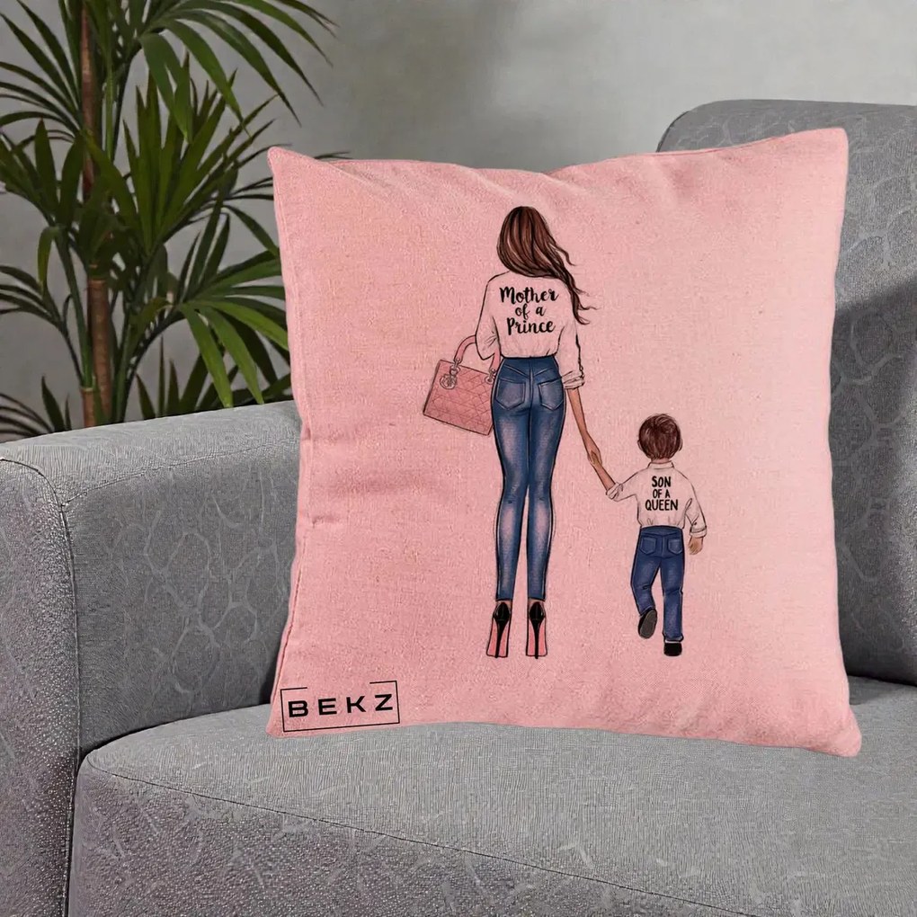 Cadou pentru Mama - Perna Personalizata, Model Mother of a Prince, 40x40 cm, Roz, Husa Detasabila, Perna Inclusa, BEKZ®