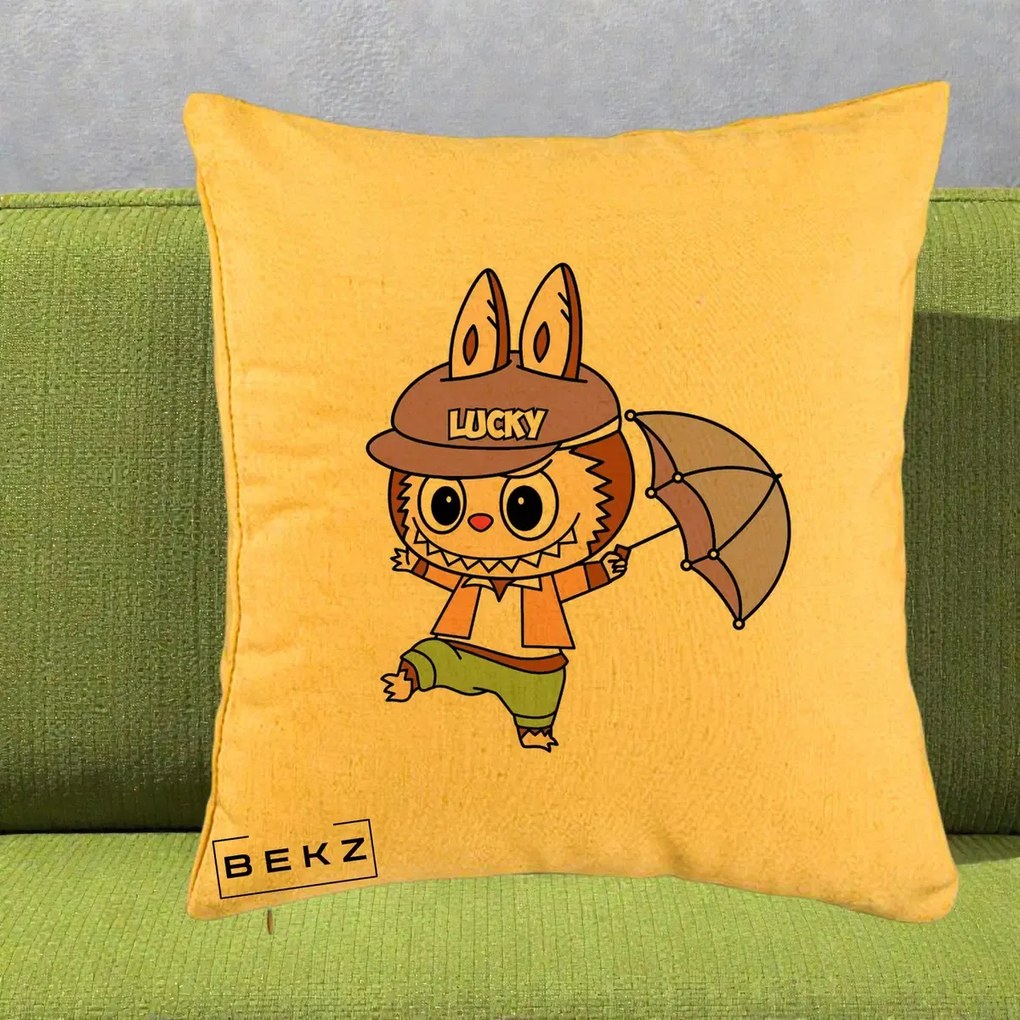 Perna Personalizata Labubu Lucky cu Umbrela, 40x40 cm, Galben, Husa Detasabila, Perna Inclusa, BEKZ®