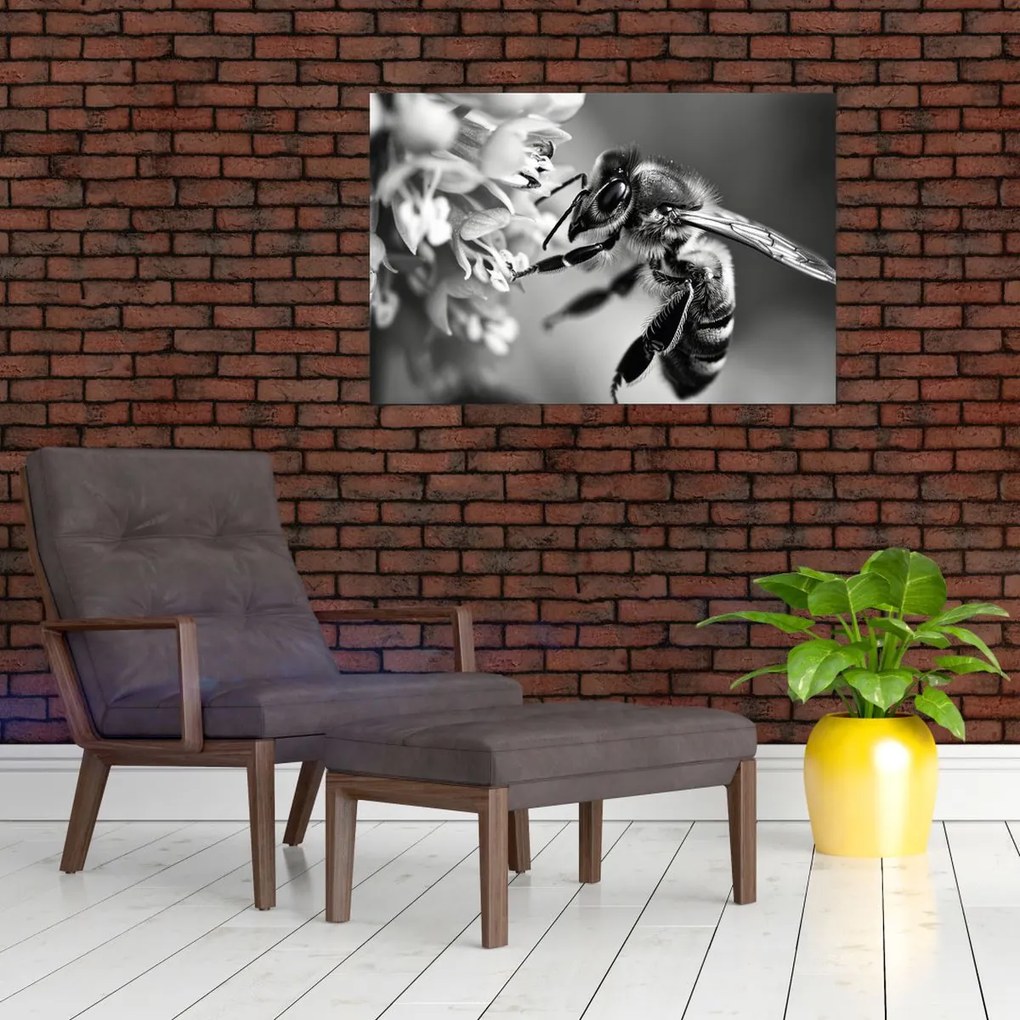 Tablou - Detaliu de albină (90x60 cm)