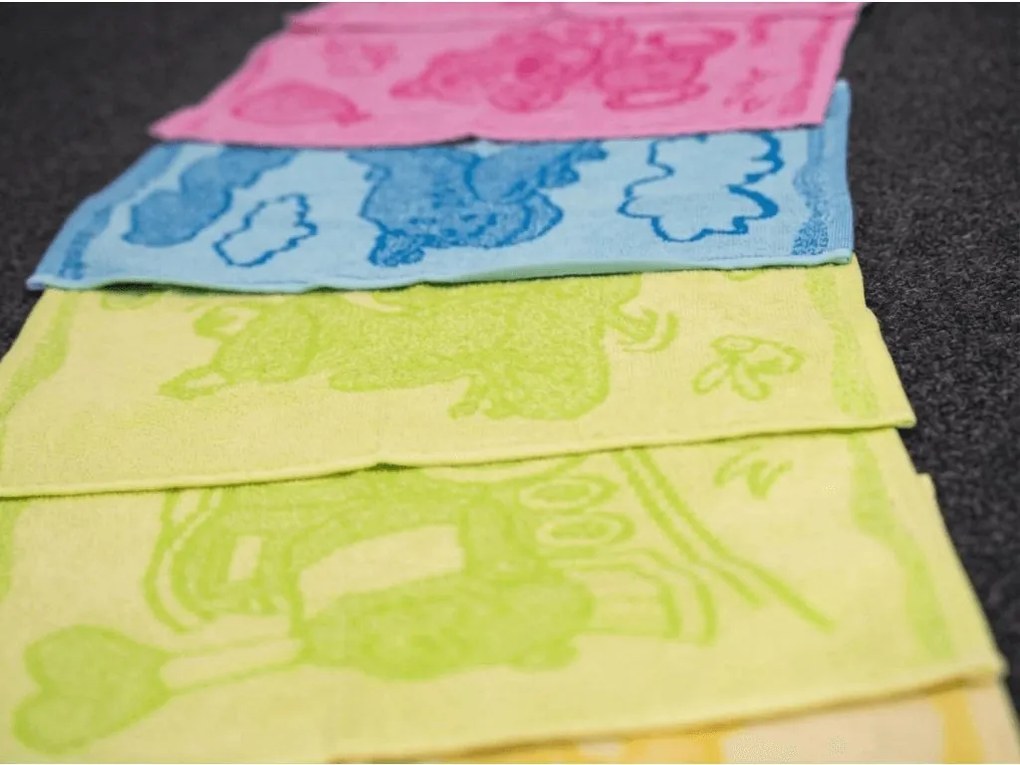 Prosop pentru copii BEBÉ avion portocaliu 30x50 cm