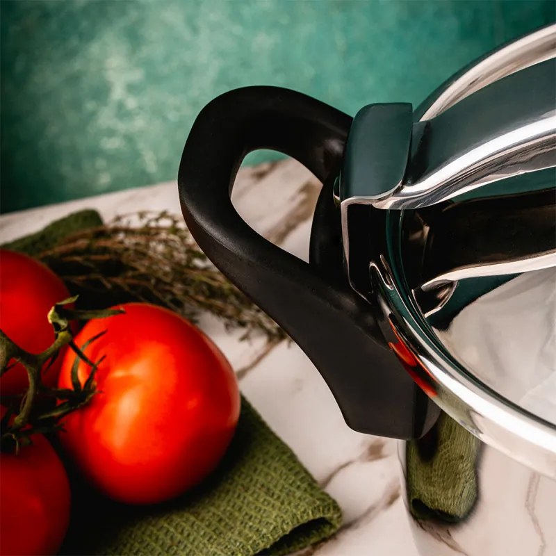 Oala sub presiune Rosberg R51311A7, 7 litri, 2 capace, Inductie, Fund cu trei straturi, Inox