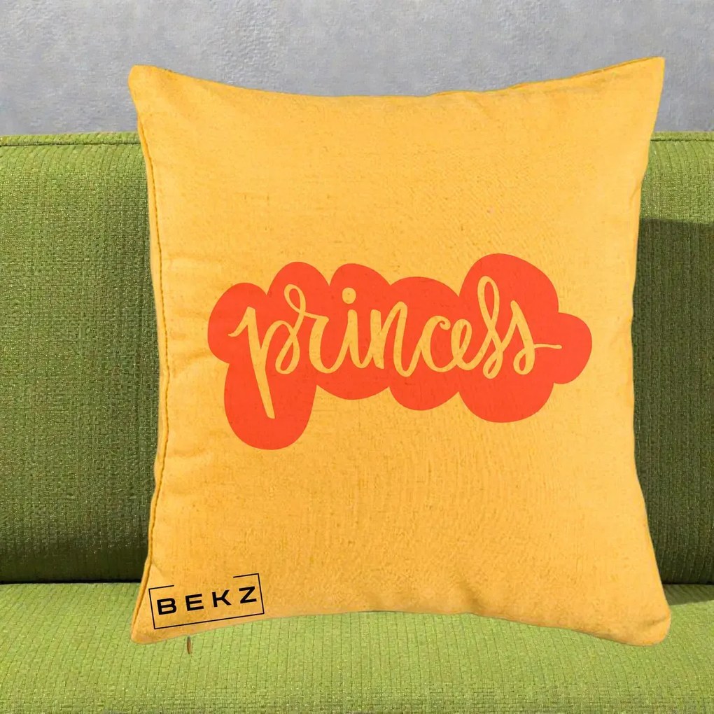 Perna Decorativa Princess Text Roz, 40x40 cm, Galben, Husa Detasabila, Perna Inclusa, BEKZ®