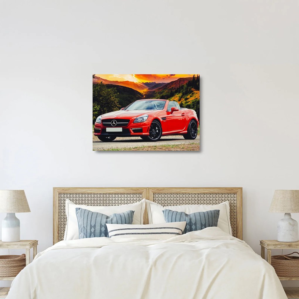 Tablou pe sticlă - Mercedes roșu (70x50 cm)