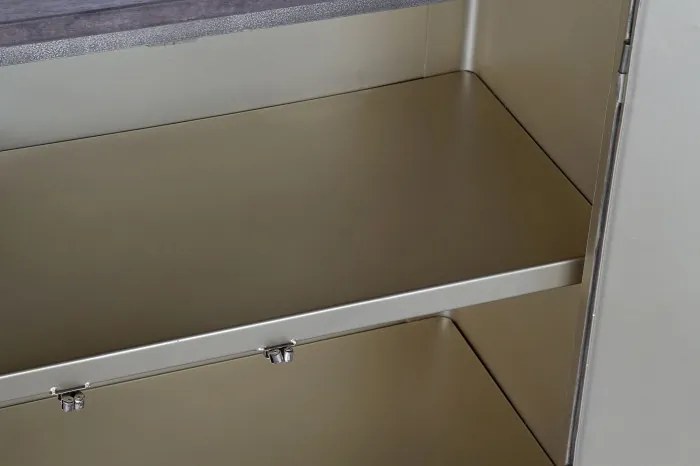 Bufet auriu , din metal