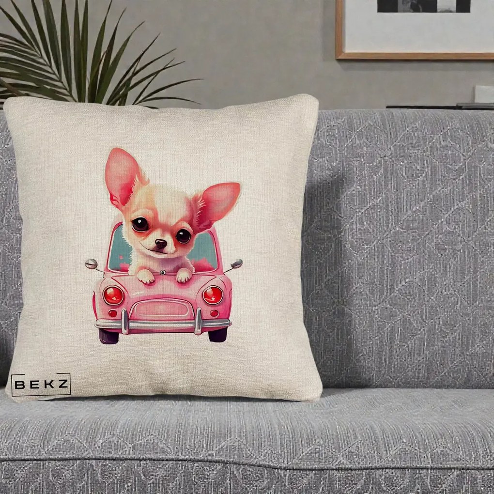 Perna Decorativa Chihuahua Roz in Masinuta, 40x40 cm, Bej Canapea, Husa Detasabila, Perna Inclusa, BEKZ®