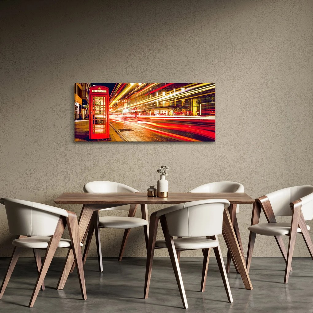 Tablou - căsuța telefonică roșie (120x50 cm)