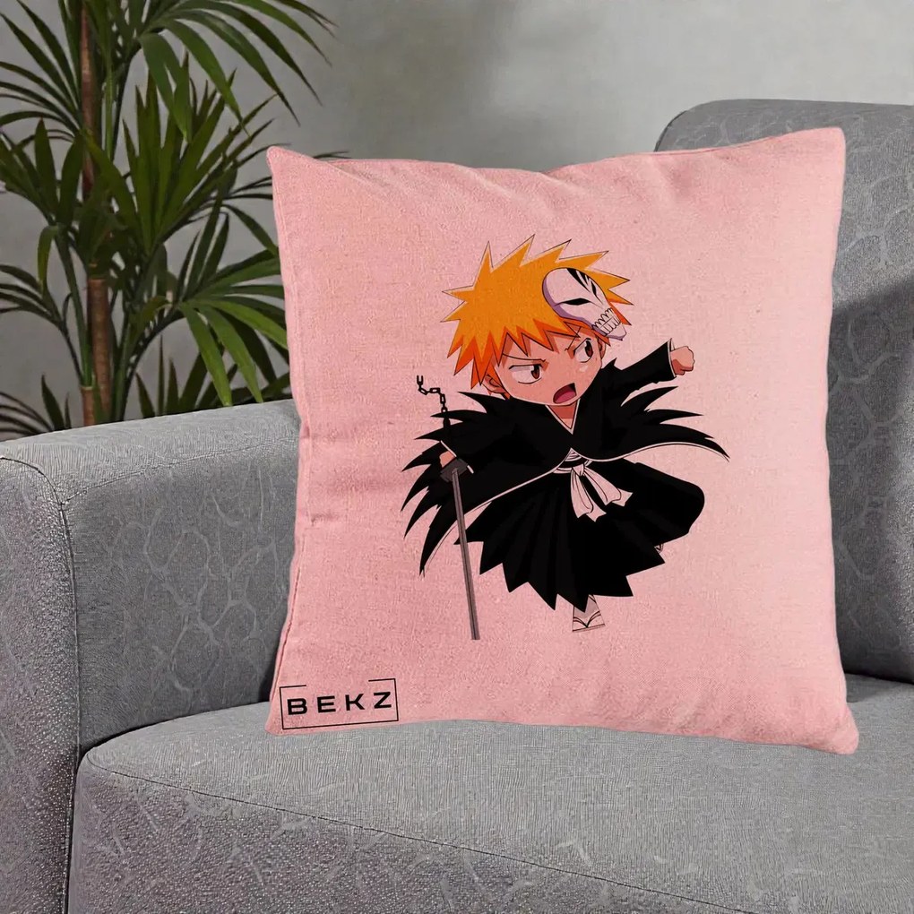 Perna Personalizata Bleach Ichigo Chibi cu Masca, 40x40 cm, Roz, Husa Detasabila, Perna Inclusa, BEKZ®