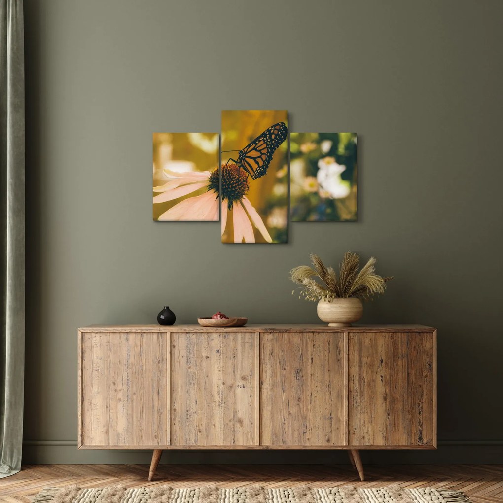 Tablou cu fluture pe floare (90x60 cm)