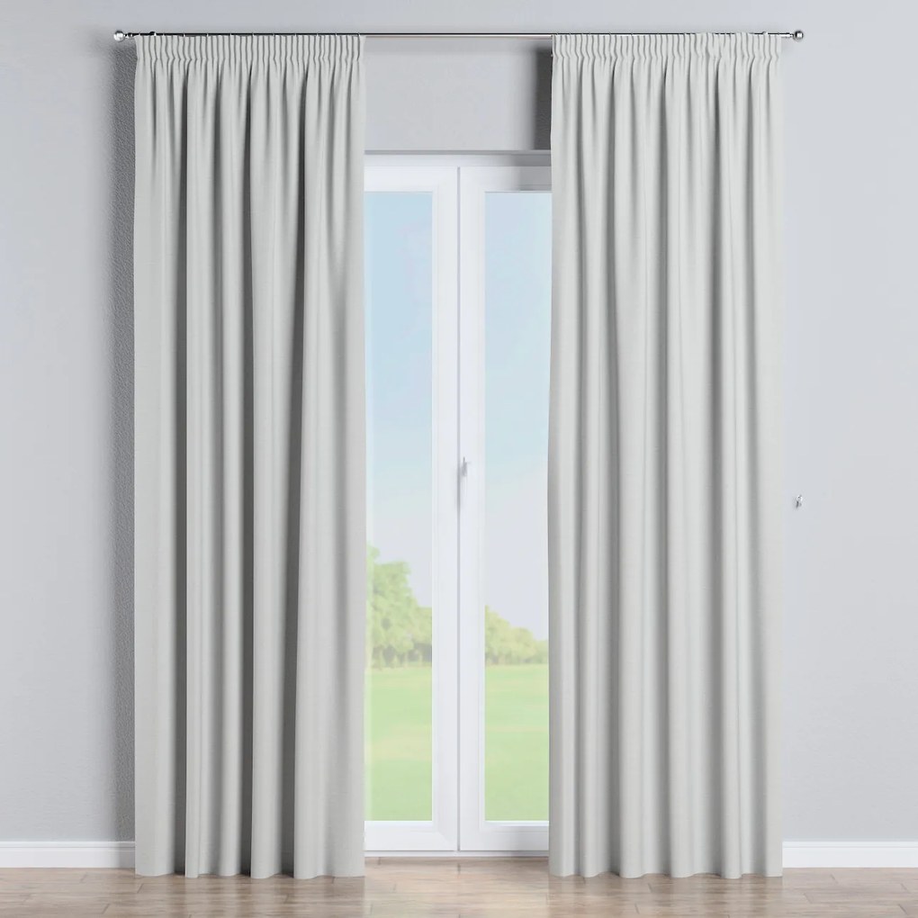 Perdea cu bandă de pliuri