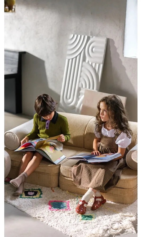 Canapea pentru copii maro deschis cu tapițerie din catifea reiată 132 cm Settee – Wigiwama