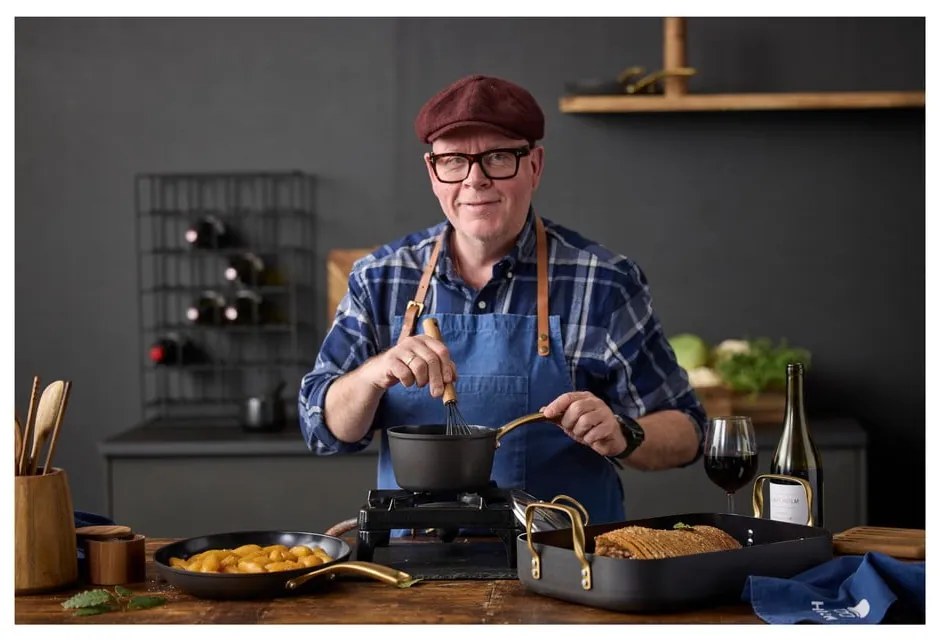 Tigaie cu suprafață antiaderentă din aluminiu ø 28 cm – Holm