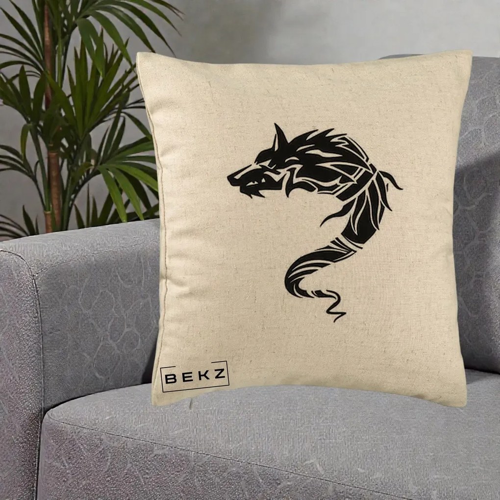 Perna Decorativa Lup Tribal Alb-Negru, 40x40 cm, Bej, Husa Detasabila, Perna Inclusa, BEKZ®