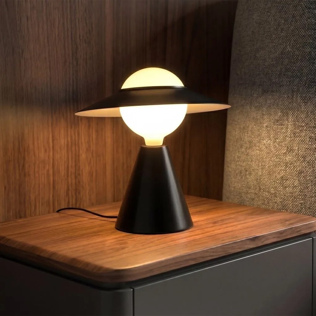 Lampa de masa moderna design LUX